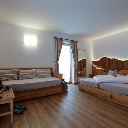 Vignola  Garni & Wellness Anderle酒店 外观 照片