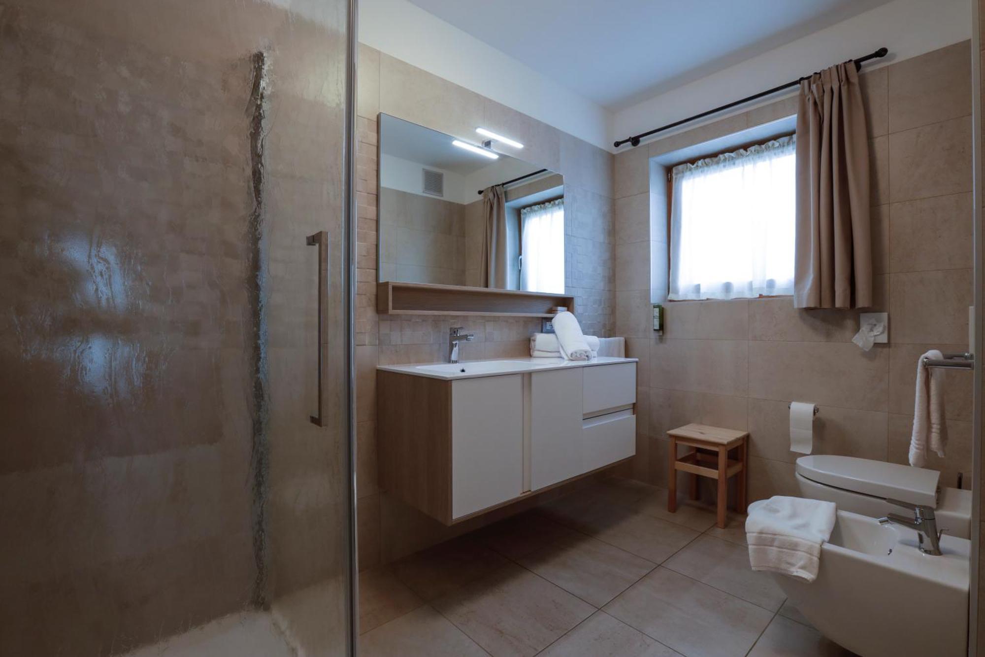 Vignola  Garni & Wellness Anderle酒店 外观 照片