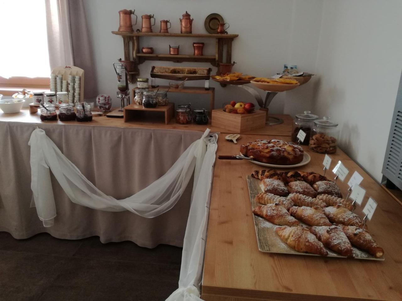 Vignola  Garni & Wellness Anderle酒店 外观 照片