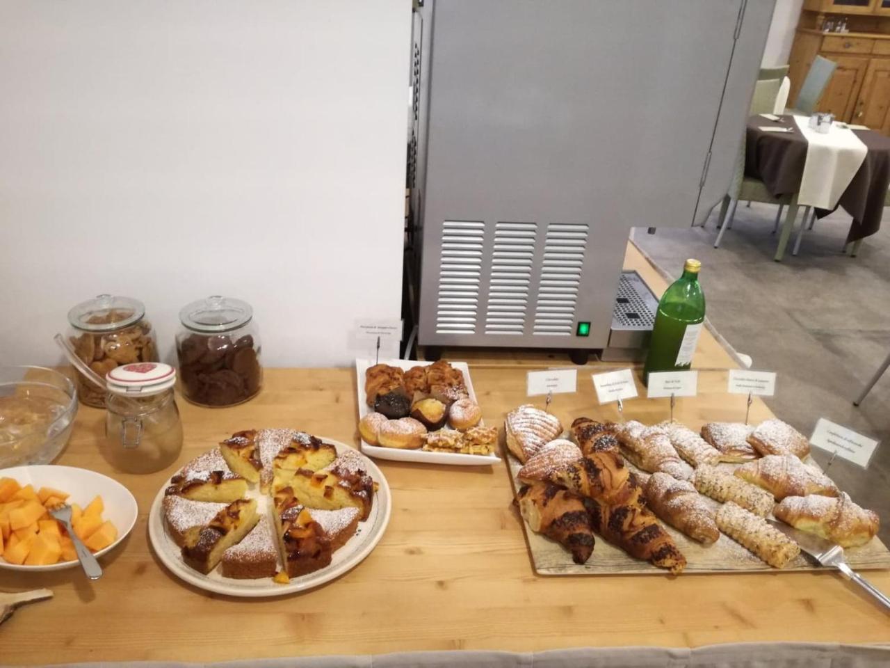 Vignola  Garni & Wellness Anderle酒店 外观 照片