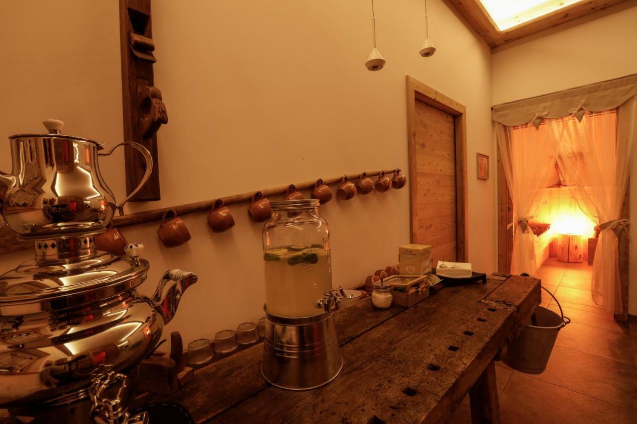 Vignola  Garni & Wellness Anderle酒店 外观 照片